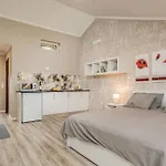 Madeira Sunrise B&B *