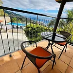 ベッド・アンド・ブレックファスト Madeira Sunrise *