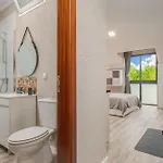 Madeira Sunrise Bed & Breakfast *