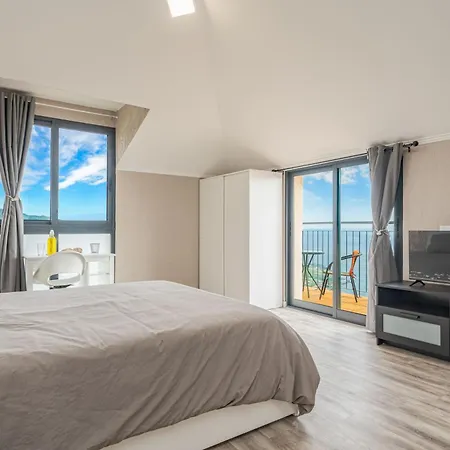 Madeira Sunrise Bed & Breakfast Gaula