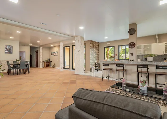 Madeira Sunrise Bed & Breakfast *