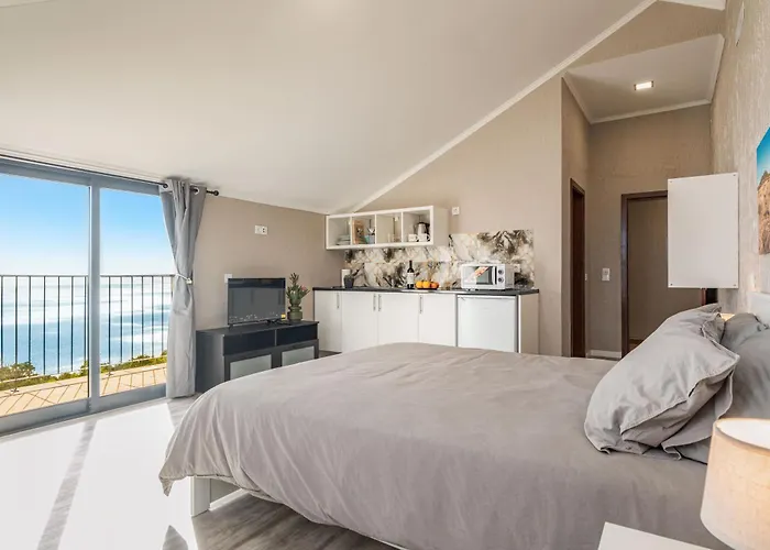 Bed & Breakfast Madeira Sunrise Gaula