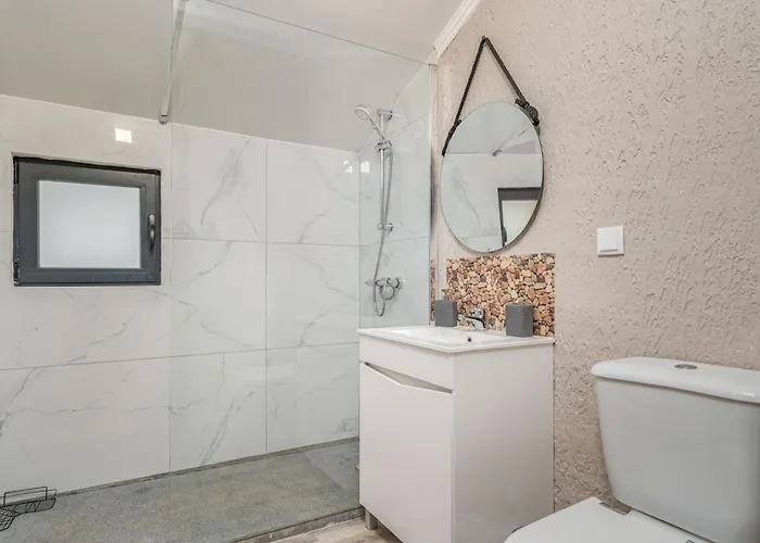 Oda ve Kahvaltı Madeira Sunrise *