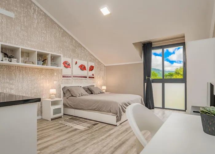 Madeira Sunrise Bed & Breakfast Gaula